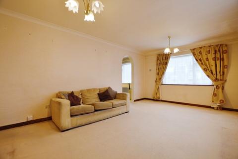 4 Amberley Close, Send, Woking, GU23 7BX