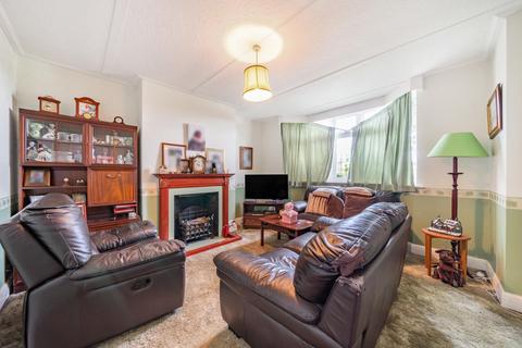 21 Stuart Avenue, Bromley, BR2 7JX
