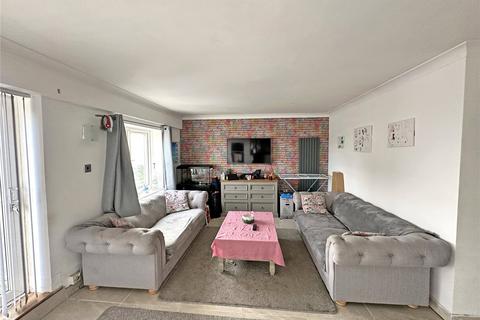 3 bedroom maisonette for sale, Marine Drive, Barton on Sea, New Milton, Hampshire, BH25