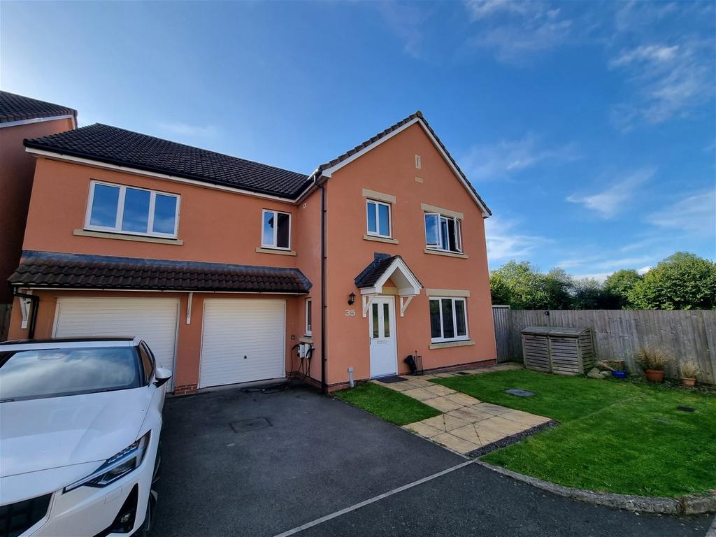 Cappards Road, Sutton 5 bed detached house to rent £2,495 pcm (£576 pw)