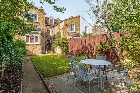 37b Farren Road, London, SE23 2DZ