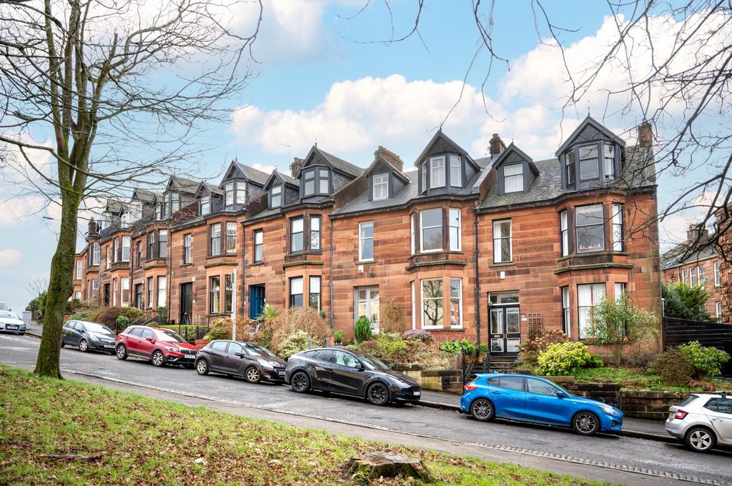 Randolph Road, Broomhill, Glasgow, G11 7DS 4 bed terraced house for