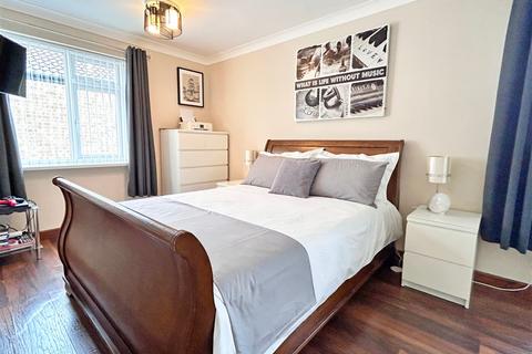 5 Breedon Close, Corby, NN18 9PF
