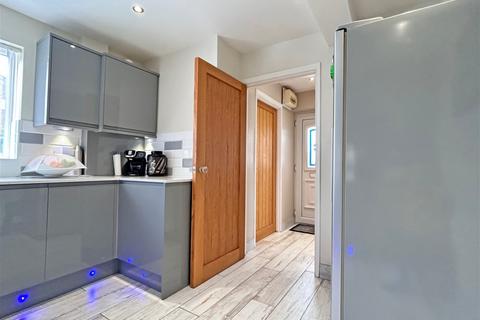 5 Breedon Close, Corby, NN18 9PF