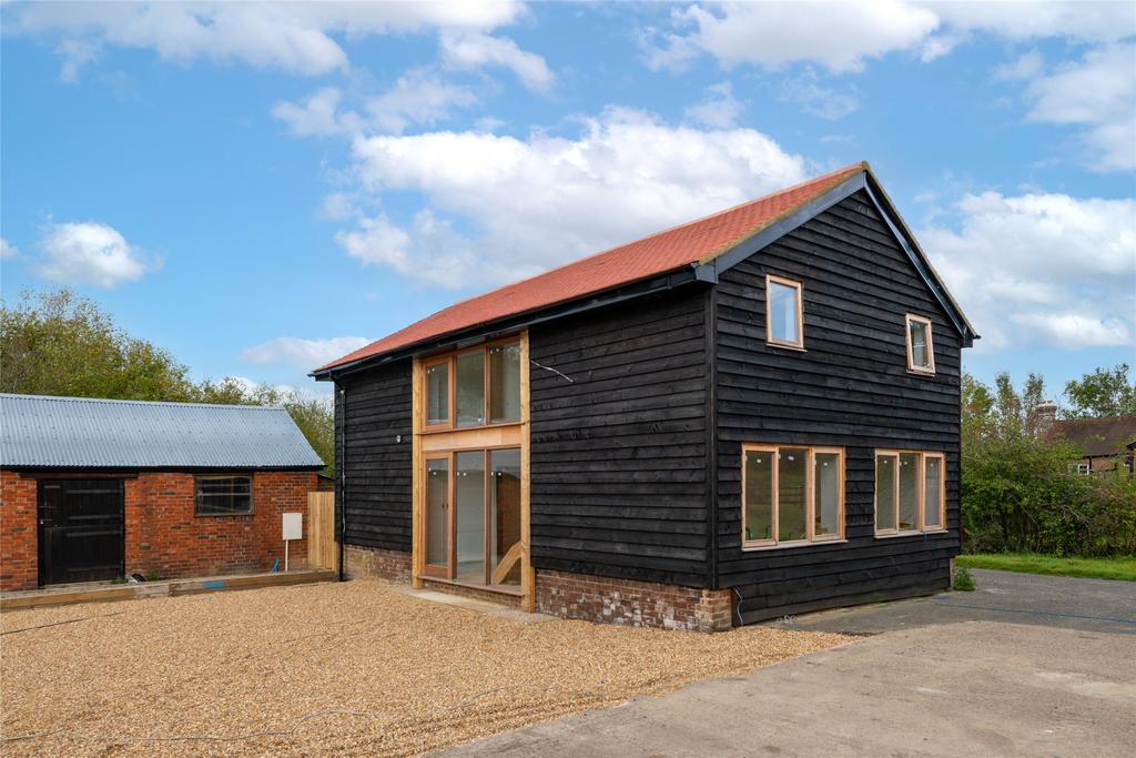 Moats Lane, South Nutfield, Redhill, RH1 4 bed property with land for