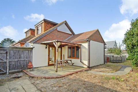 5 bedroom detached bungalow for sale, Riley Avenue, Herne Bay