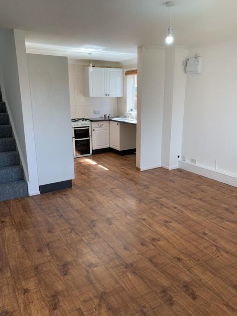 Falconer Drive, Hamworthy 1 bed cluster house £925 pcm (£213 pw)