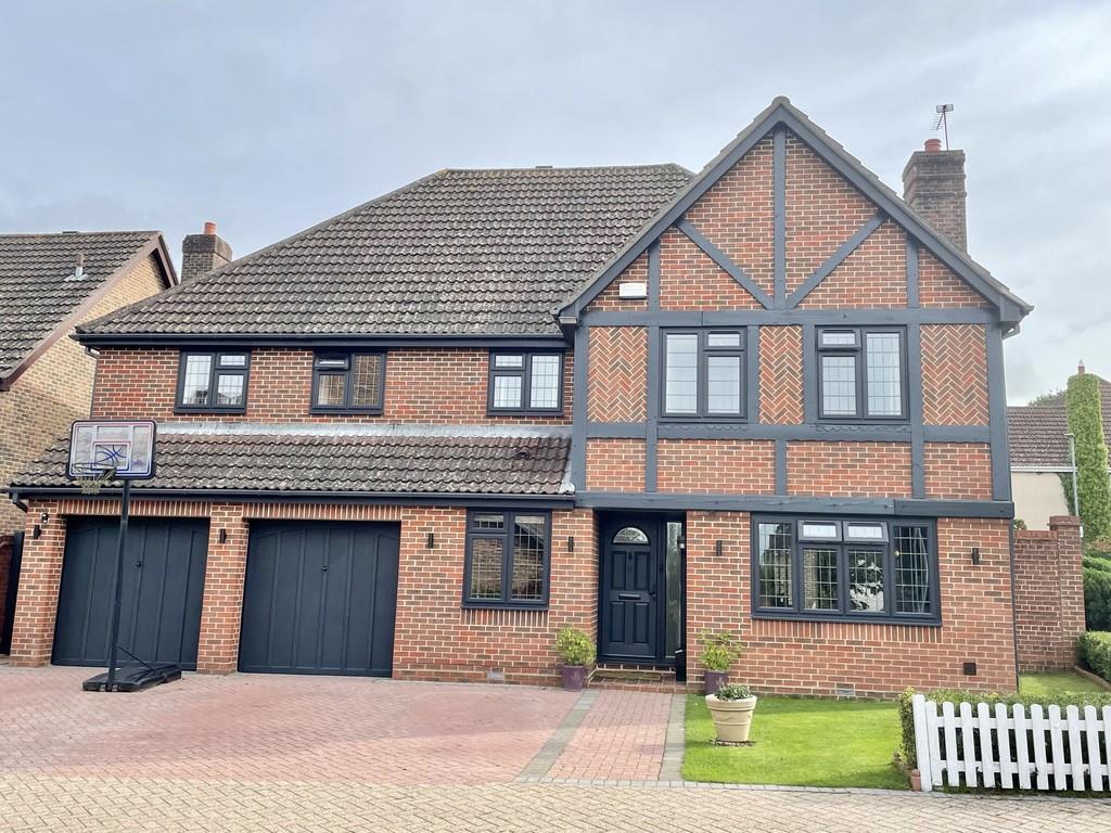 Cogdean Way, Corfe Mullen 5 bed detached house for sale £730,000