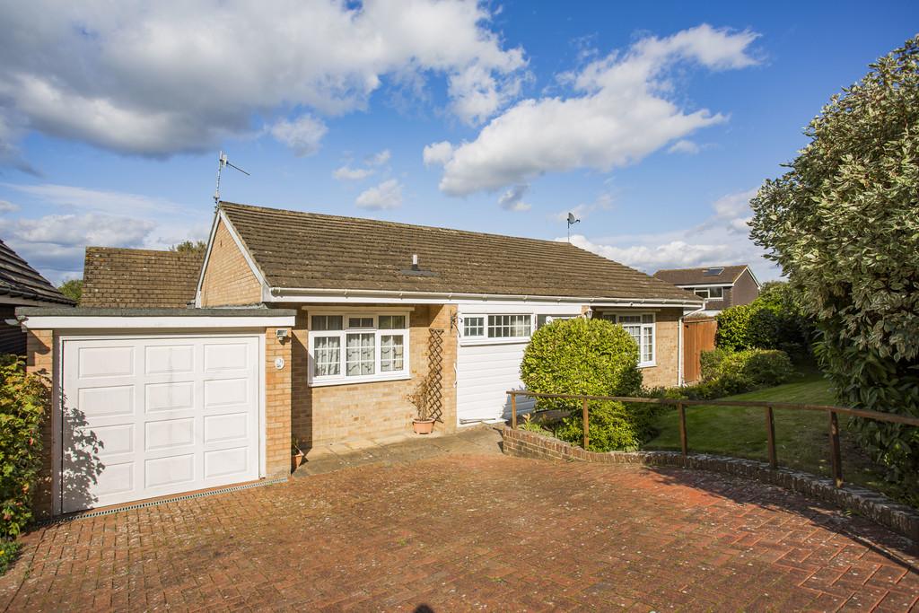 Broadmead, Tunbridge Wells 3 bed detached bungalow for sale £520,000