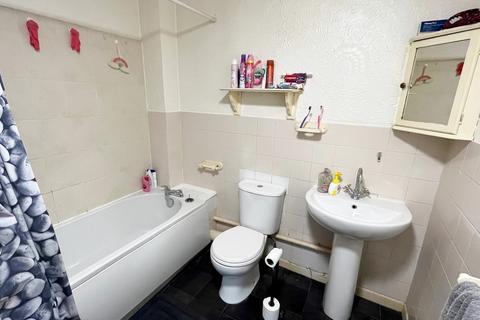 2 bedroom apartment for sale, Britain Street , Portsmouth