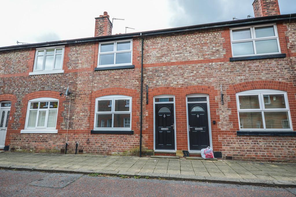 York Street, Altrincham 2 bed terraced house £1,600 pcm (£369 pw)