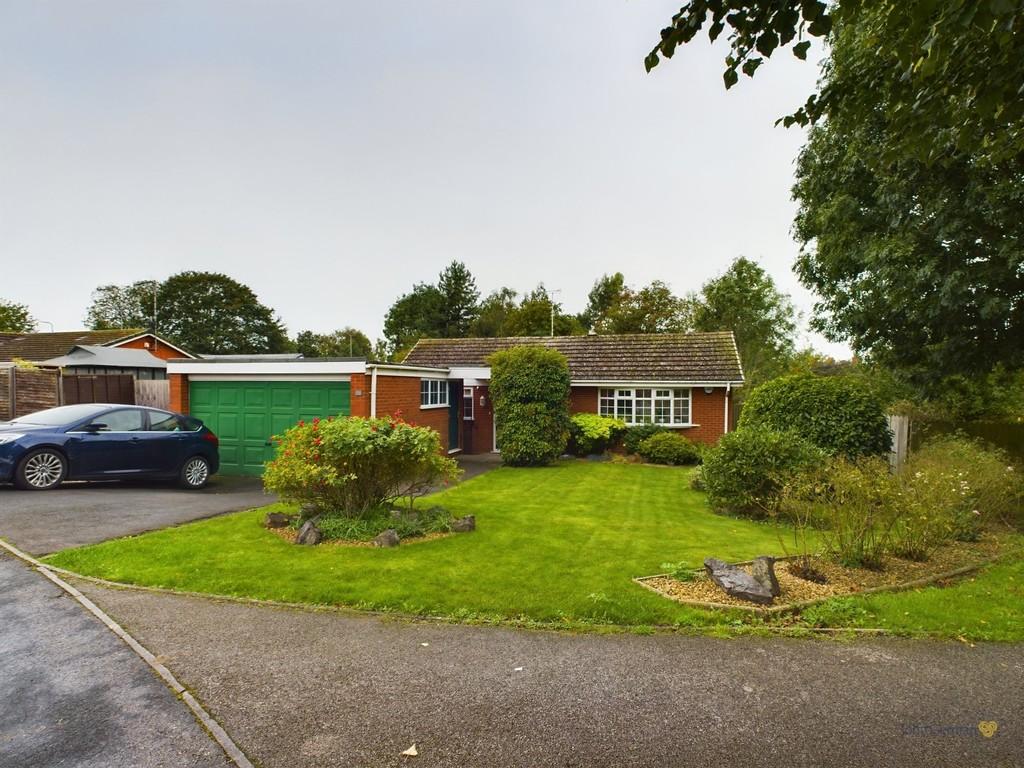 Meadow View, RollestononDove 3 bed detached bungalow for sale £410,000