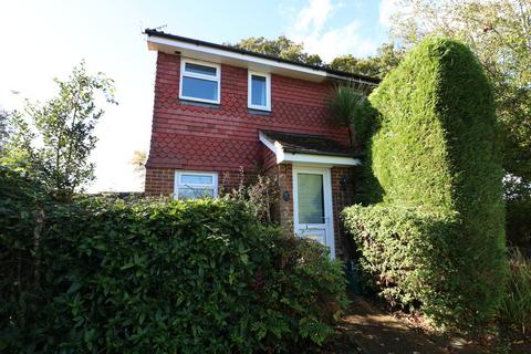 2 bedroom semi-detached house to rent, Nursery Close, Capel, Dorking