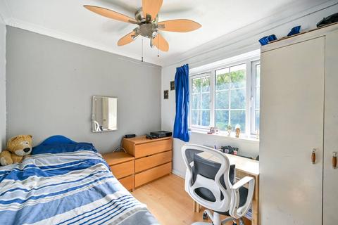 73 Crown Meadow, Colnbrook, Slough, SL3 0LJ