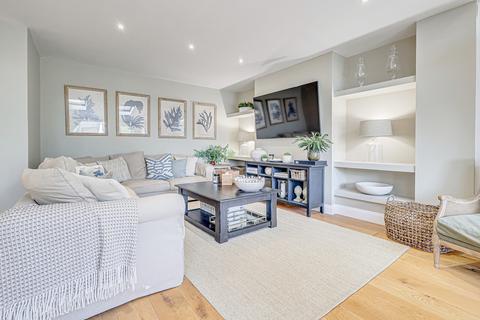 44 Berkeley Gardens, Leigh-on-sea, SS9 2TE