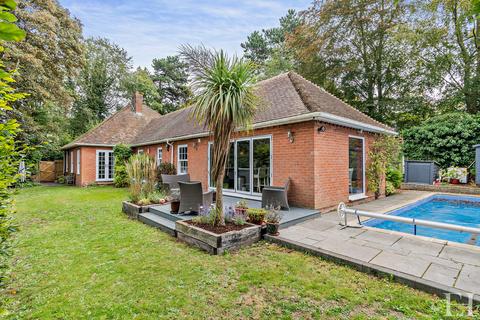 4 bedroom detached house for sale, Dale Hall Lane, Ipswich