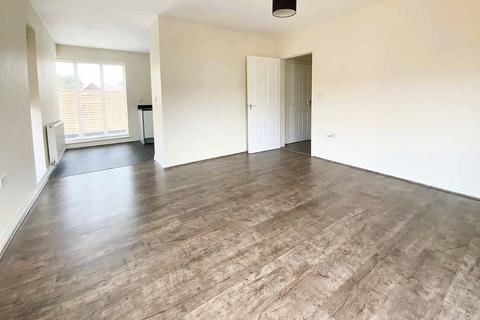 2 bedroom flat to rent, Teddington Drive, Leybourne ME19