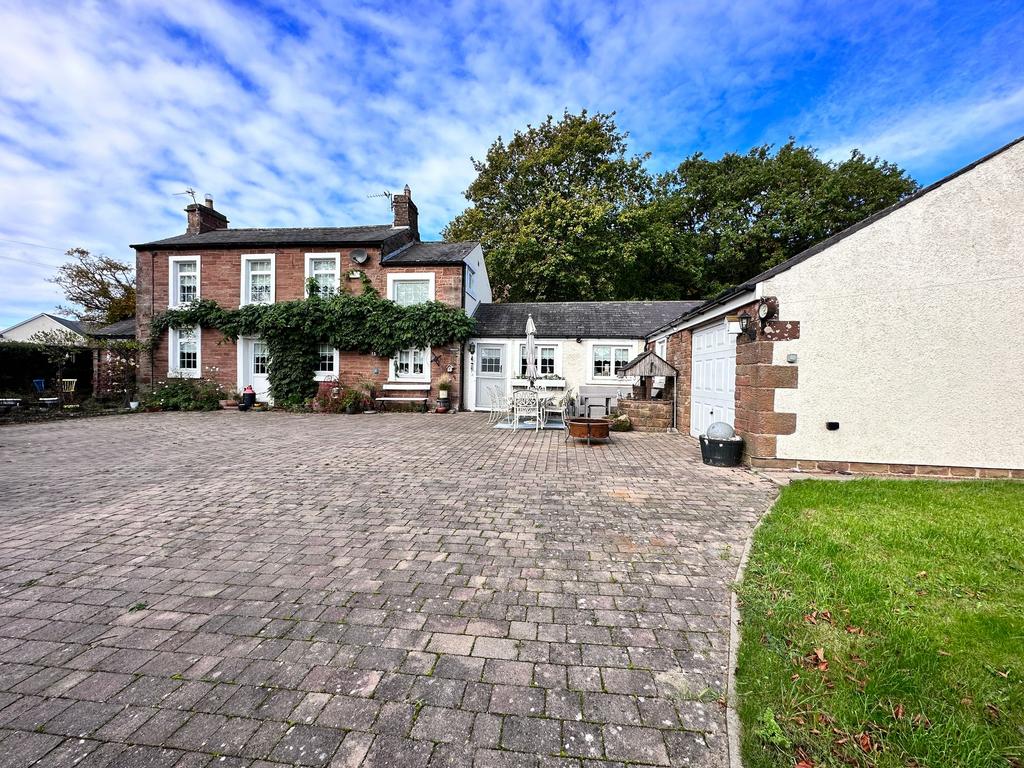 Cumwhinton, Carlisle CA4 4 bed detached house for sale £450,000