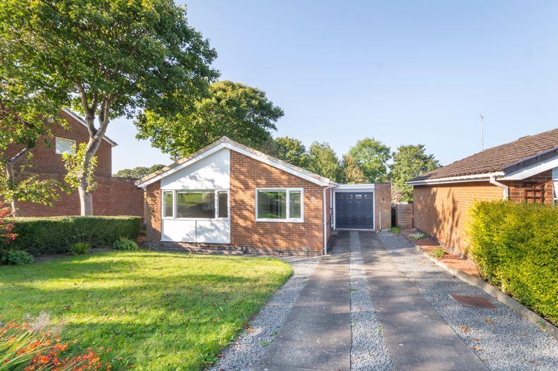 Glenhurst Drive, Whickham, Newcastle upon Tyne 2 bed bungalow for sale