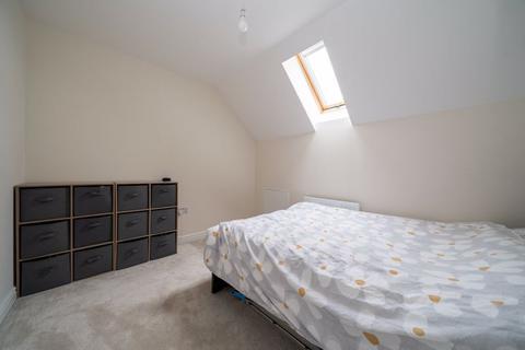 65 Mallard Crescent, Caddington, Luton, LU1 4FR