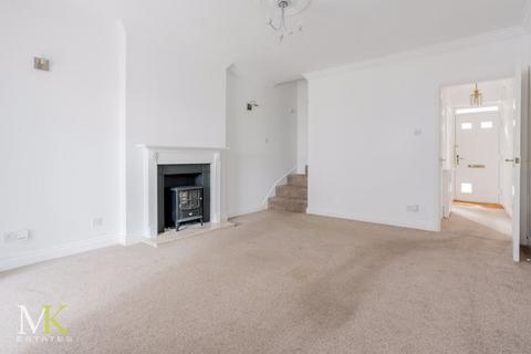 2 bedroom terraced house to rent, Regency Crescent, Christchurch BH23