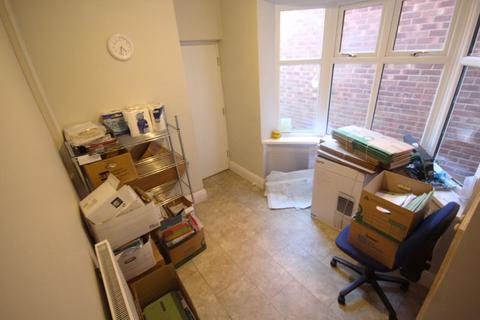 Property to rent - Coventry Road, Birmingham