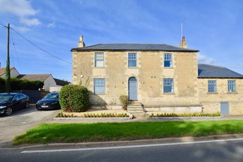 5 bedroom character property for sale, Stamford Road, Easton On The Hill