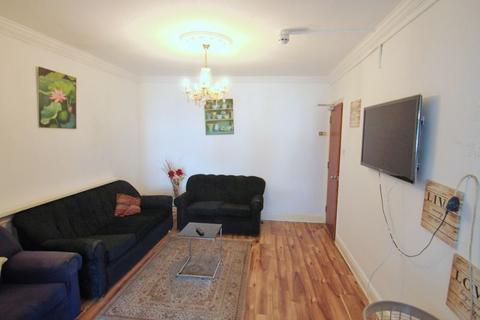 5 bedroom terraced house for sale, Mansell Road, Greenford