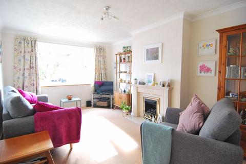 2 Beaumont Road, Longlevens, Gloucester, GL2 0EJ