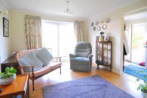 2 Beaumont Road, Longlevens, Gloucester, GL2 0EJ