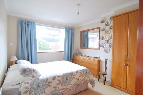 2 Beaumont Road, Longlevens, Gloucester, GL2 0EJ