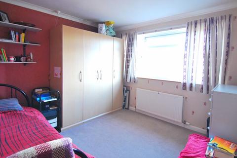 2 Beaumont Road, Longlevens, Gloucester, GL2 0EJ