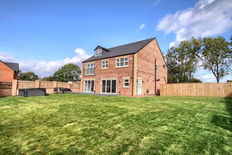 6 bedroom detached house to rent, Hunters Way ,Eaglescliffe