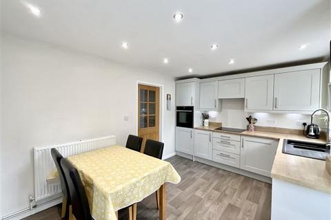 7 Trenton Close, Woodhouse, Sheffield, S13 7RY