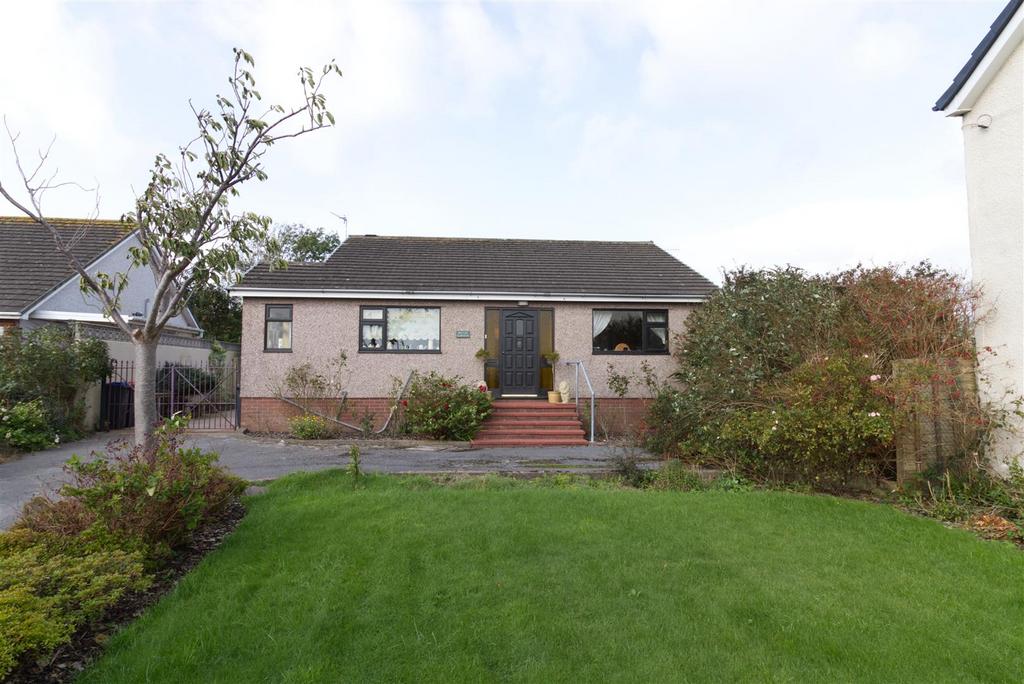 Square Gardens, Poolside, Haverigg 2 bed detached bungalow for sale £