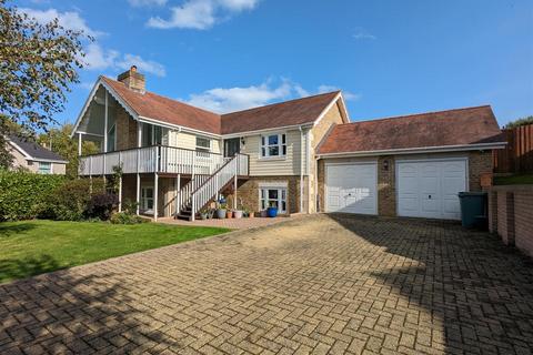 4 bedroom detached house for sale, Quarry Stone Close, Binstead, PO33 3ET