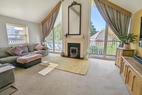 undefined, Quarry Stone Close, Binstead, PO33 3ET