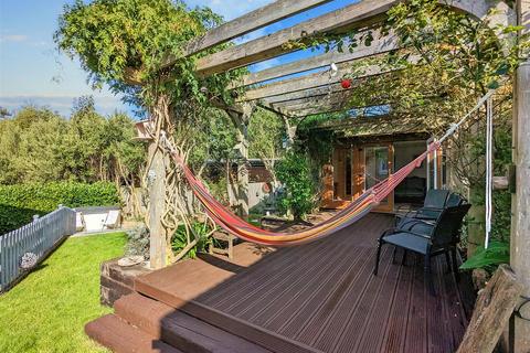 undefined, Quarry Stone Close, Binstead, PO33 3ET