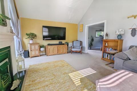 undefined, Quarry Stone Close, Binstead, PO33 3ET