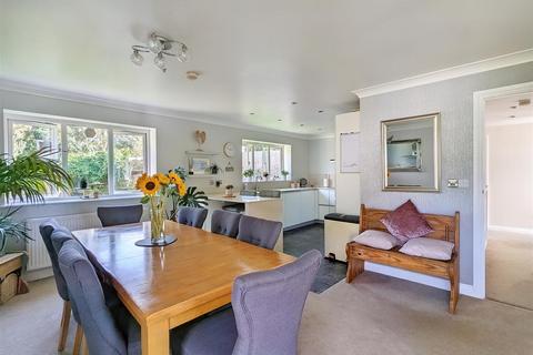 undefined, Quarry Stone Close, Binstead, PO33 3ET