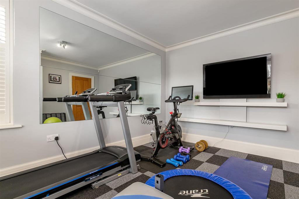 30 Beaumont Ave Oct23-29.jpg
