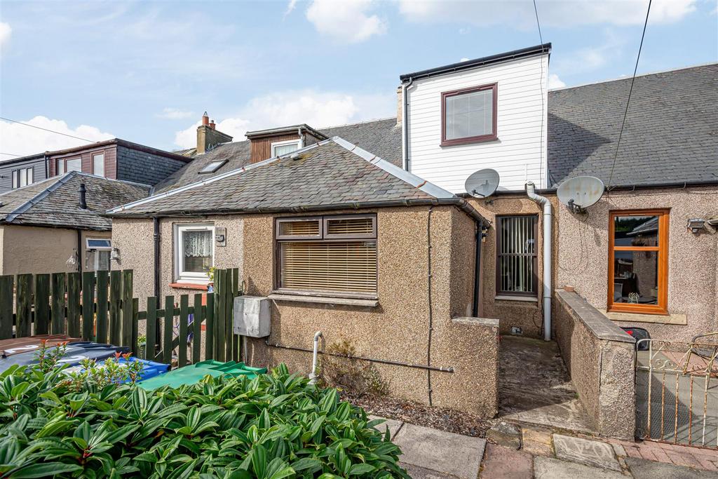 2 Wyre Hayes Cottages, Hill Of Beath, KY4 8DW 1 bed terraced house for