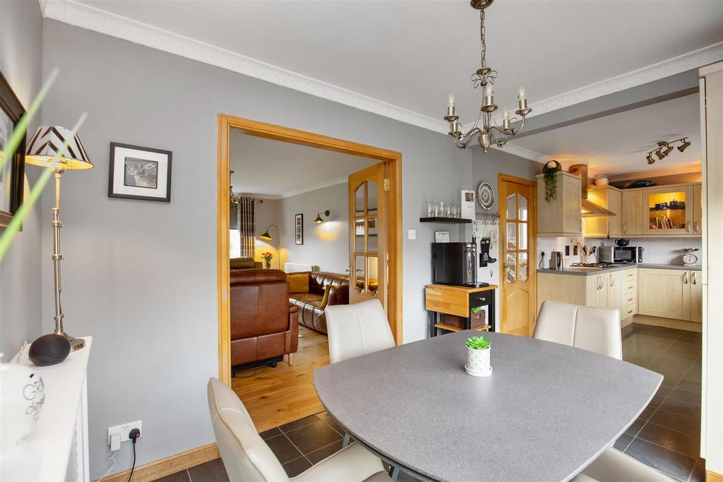 13 Bourtree Grove 13.jpg