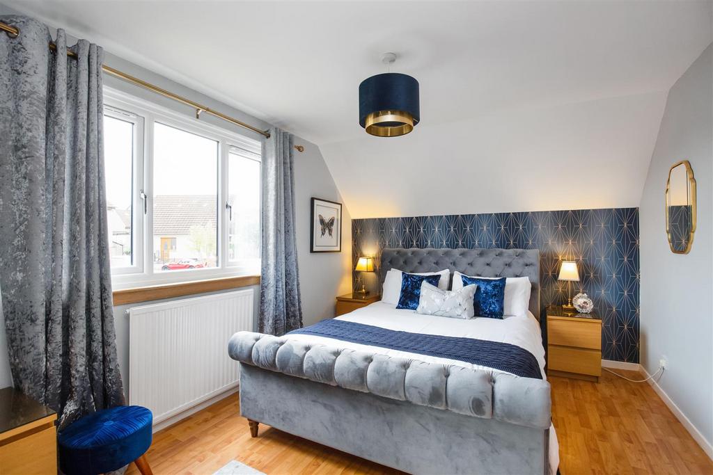 13 Bourtree Grove 17.jpg