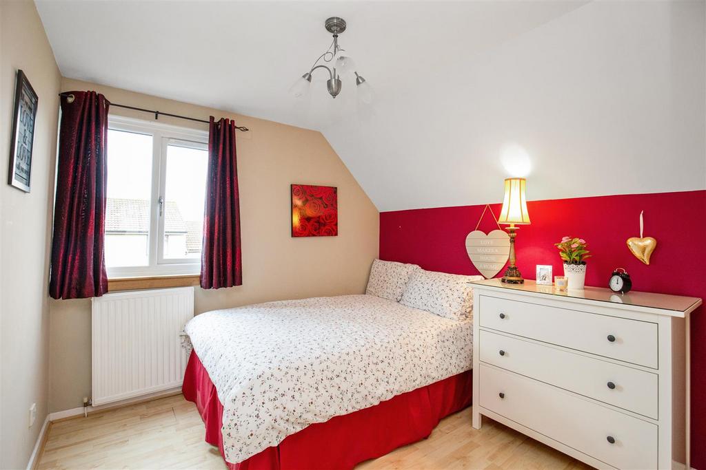 13 Bourtree Grove 19.jpg