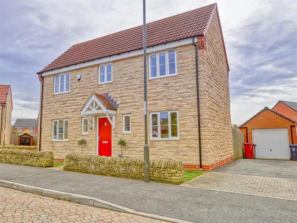 Mill Farm Drive, Alfreton DE55 4 bed detached house for sale £290,000