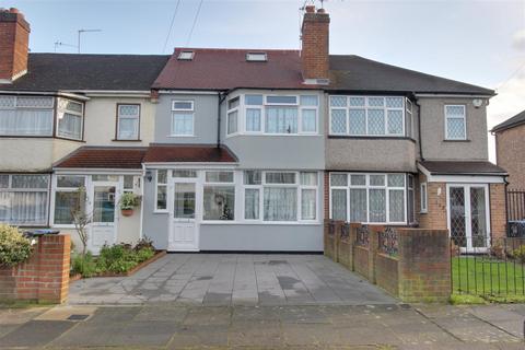 115 Tynemouth Drive, Enfield, EN1 4LP