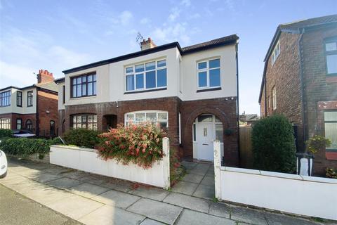 4 bedroom semi-detached house for sale - Abbotsford Gardens, Crosby, Liverpool