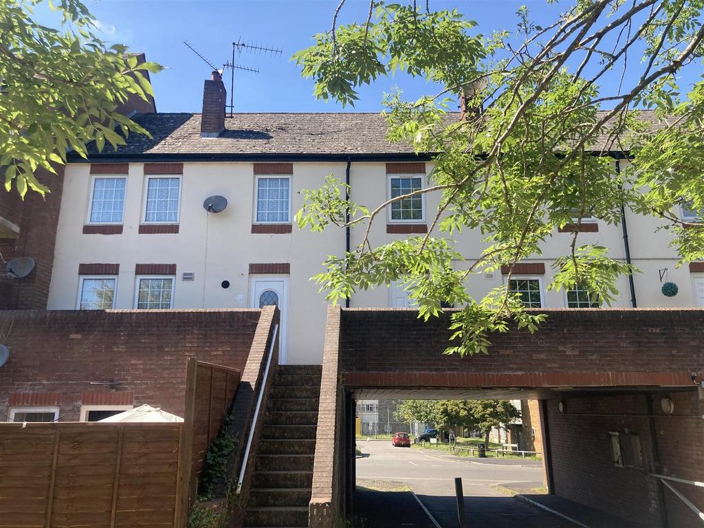 Union Street, Dunstable 3 bed terraced house £1,095 pcm (£253 pw)