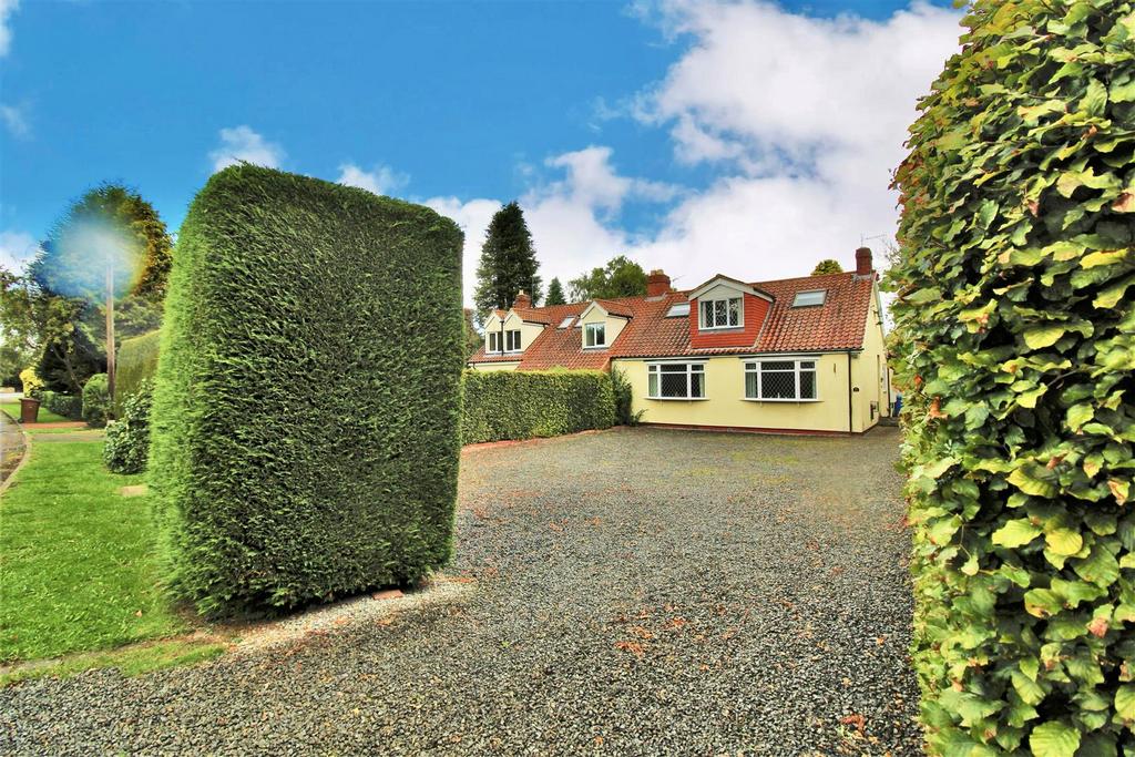 Western Way, Ponteland, Newcastle Upon Tyne 3 bed semidetached house